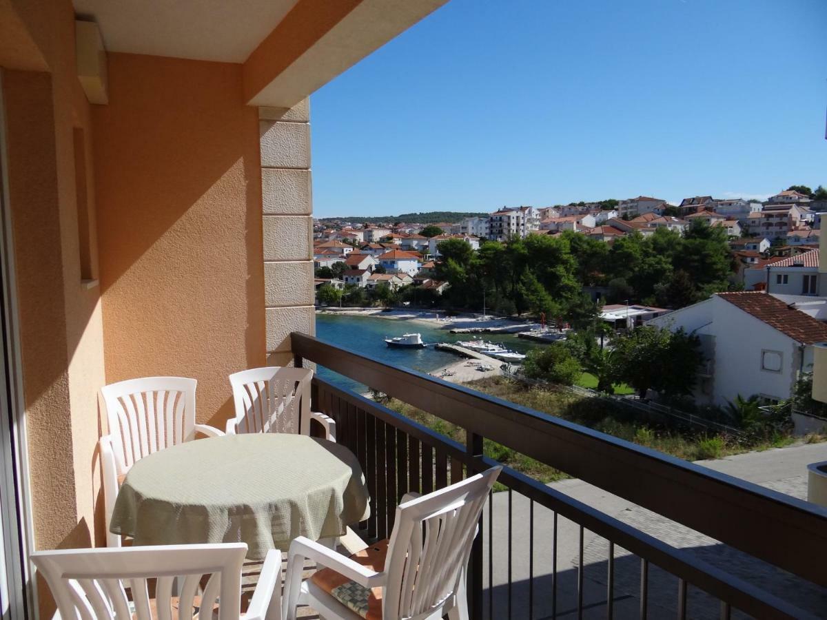 Vila Lola Apartmani Trogir Exterior foto