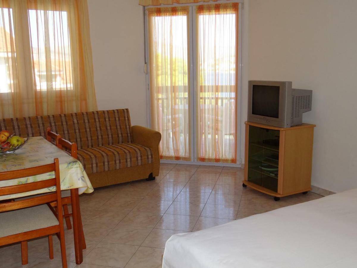 Vila Lola Apartmani Trogir Exterior foto